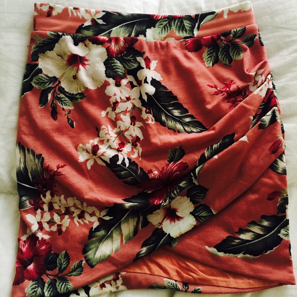 Zara Cute mini skirt